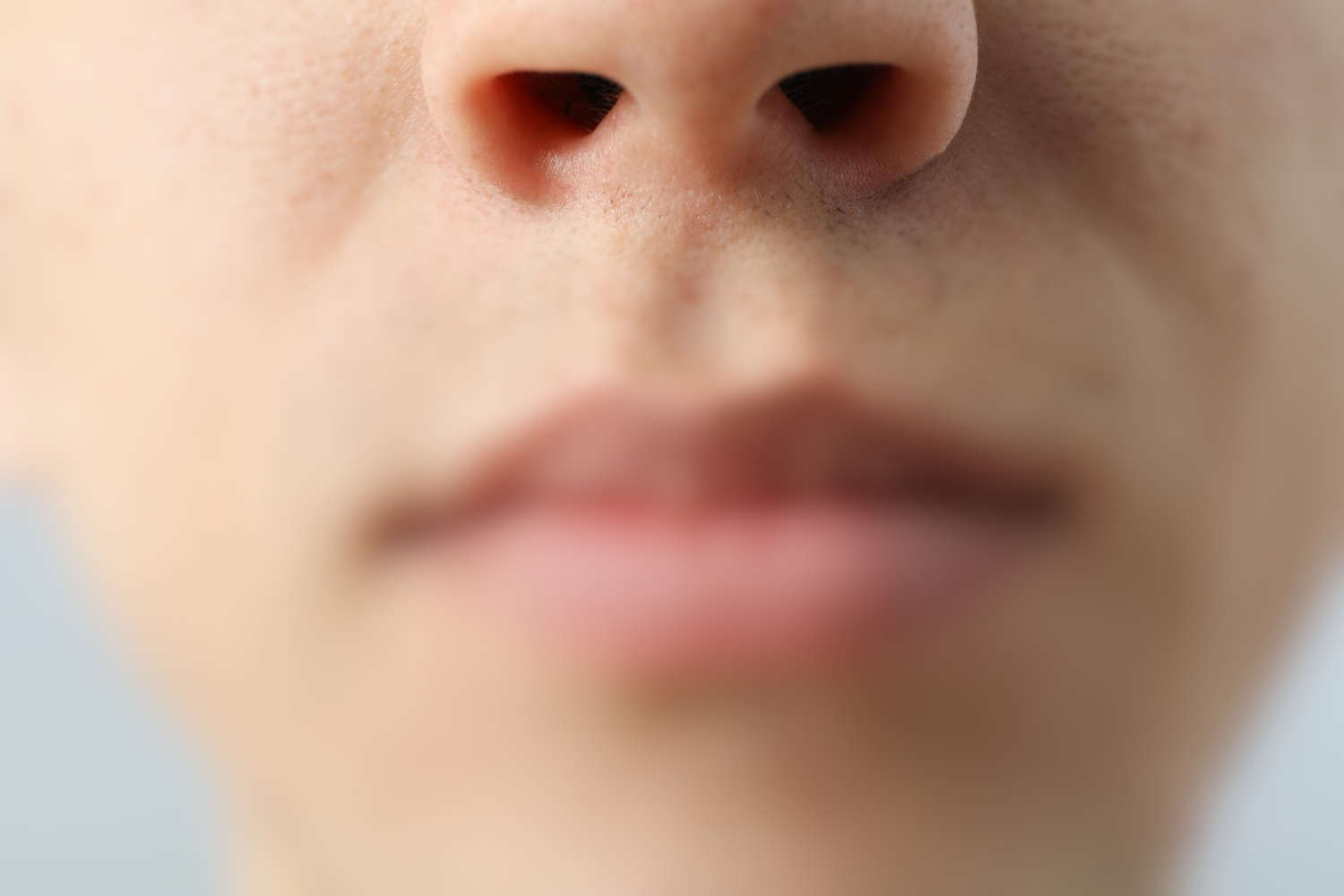 Mindfulness øvelse hvor du stiller skarpt på følelsen af indånding og udånding i næsen